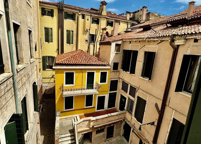 First Dream بيت ضيافة