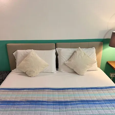 게스트하우스 First Dream 4*