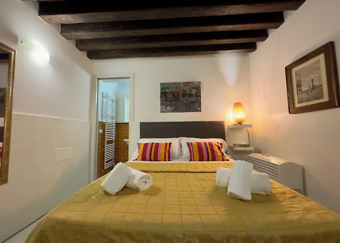 First Dream البندقية