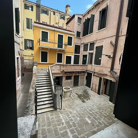 First Dream Gasthuis