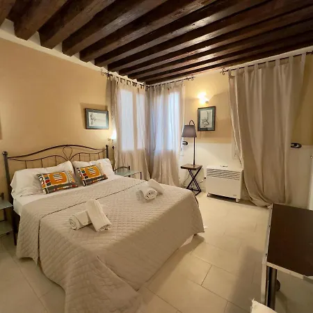 First Dream Pensión 4*